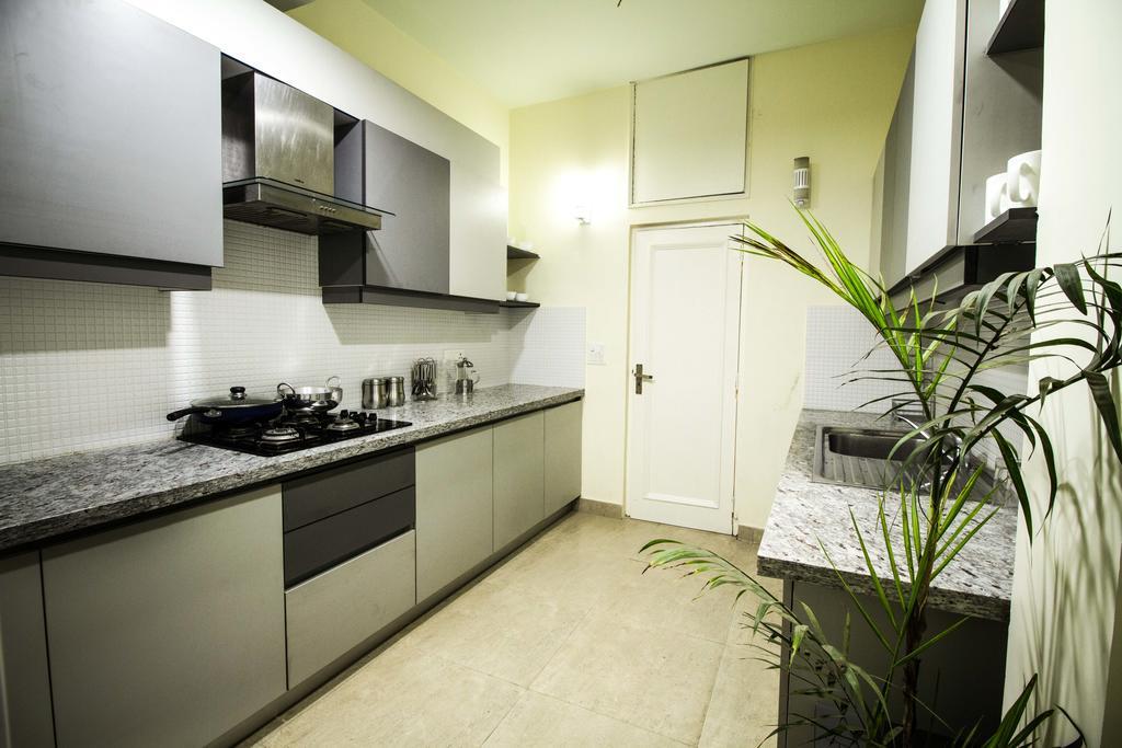 Anara Service Apartments - Greater Kailash Part II Нью-Дели Экстерьер фото
