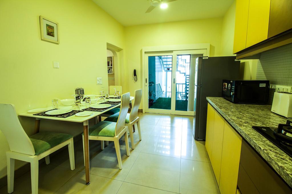 Anara Service Apartments - Greater Kailash Part II Нью-Дели Экстерьер фото